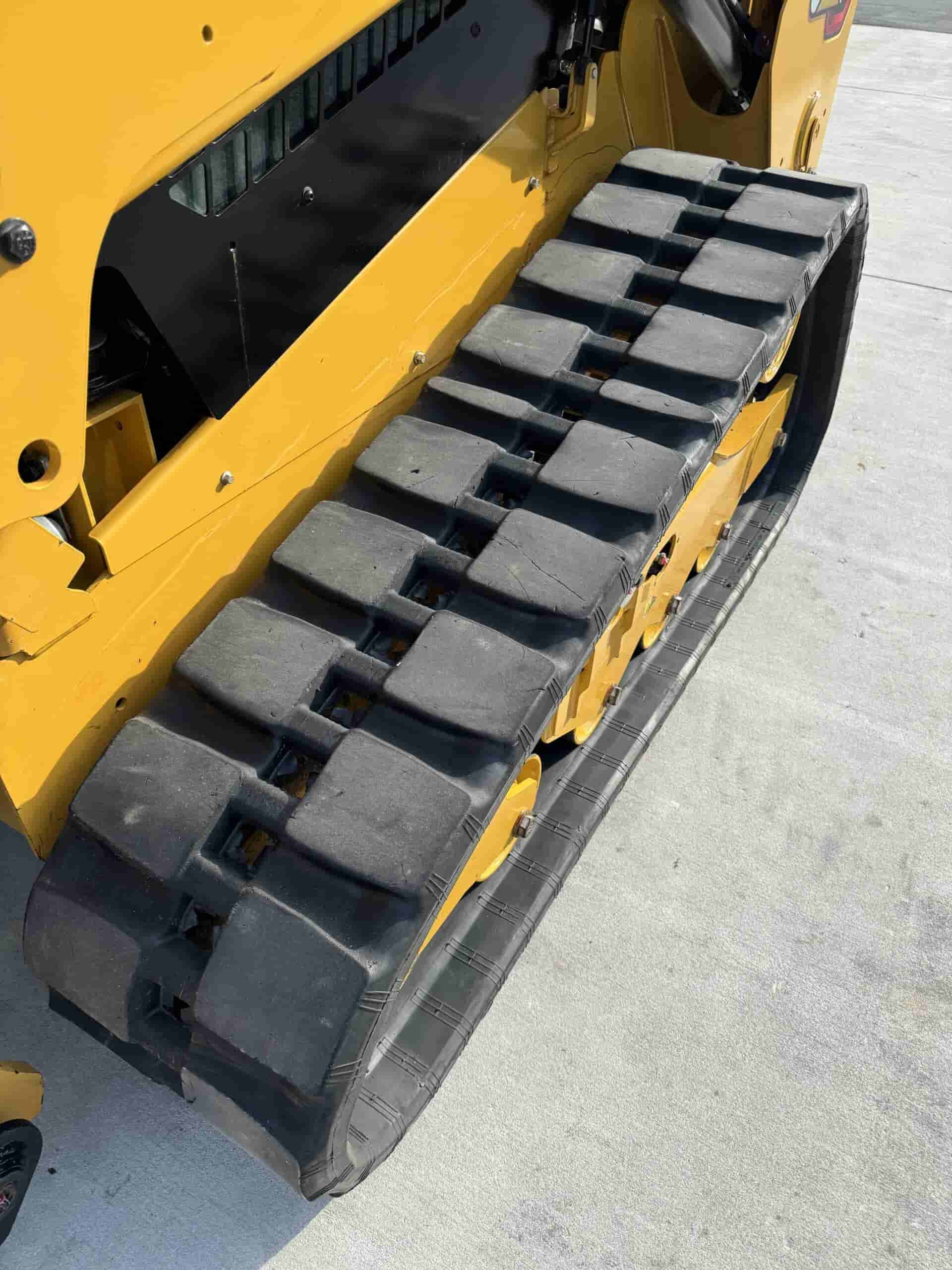 2022 CAT 259D3
